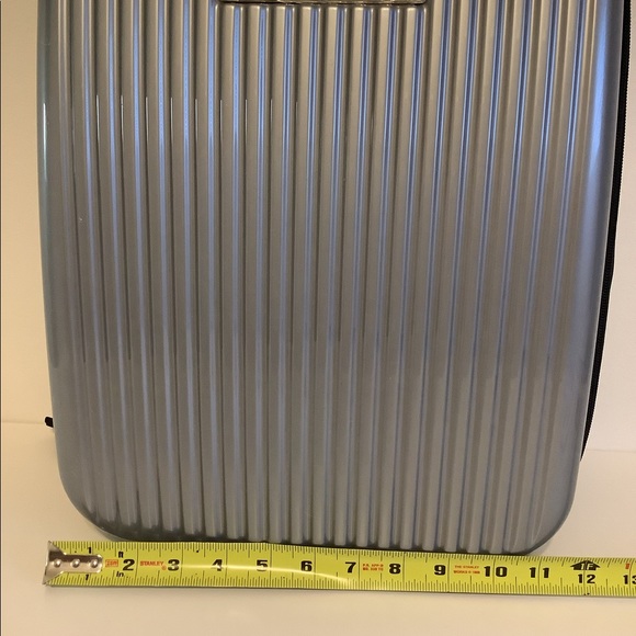 SNAP-ON  BRAND , BACKPACK .. BRAND NEW 🎒 - Picture 6 of 8